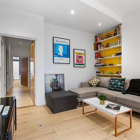 לונדון Trendy 2 Bed Flat In Greenwich With Car Parking מראה חיצוני תמונה
