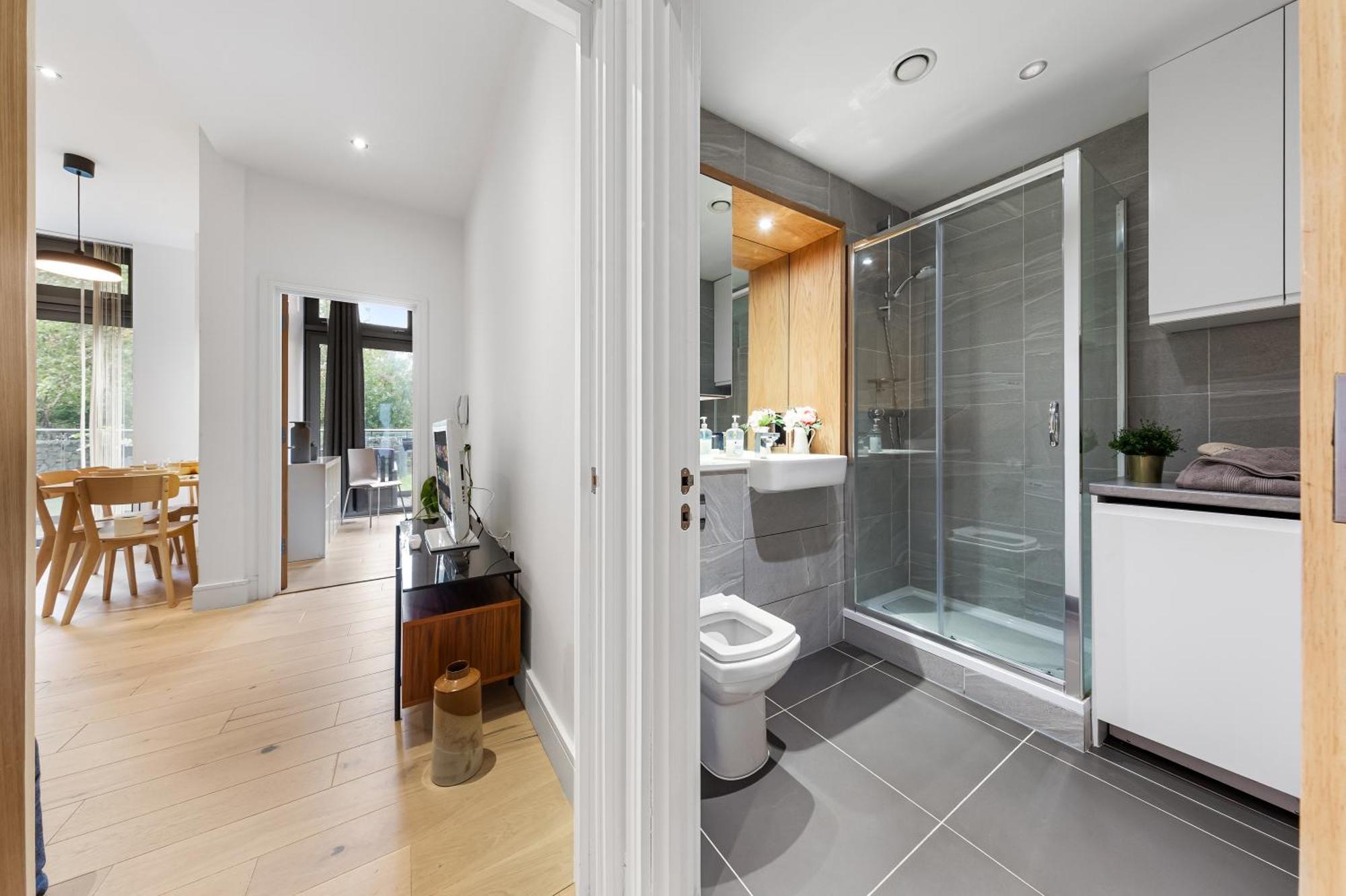 לונדון Trendy 2 Bed Flat In Greenwich With Car Parking מראה חיצוני תמונה