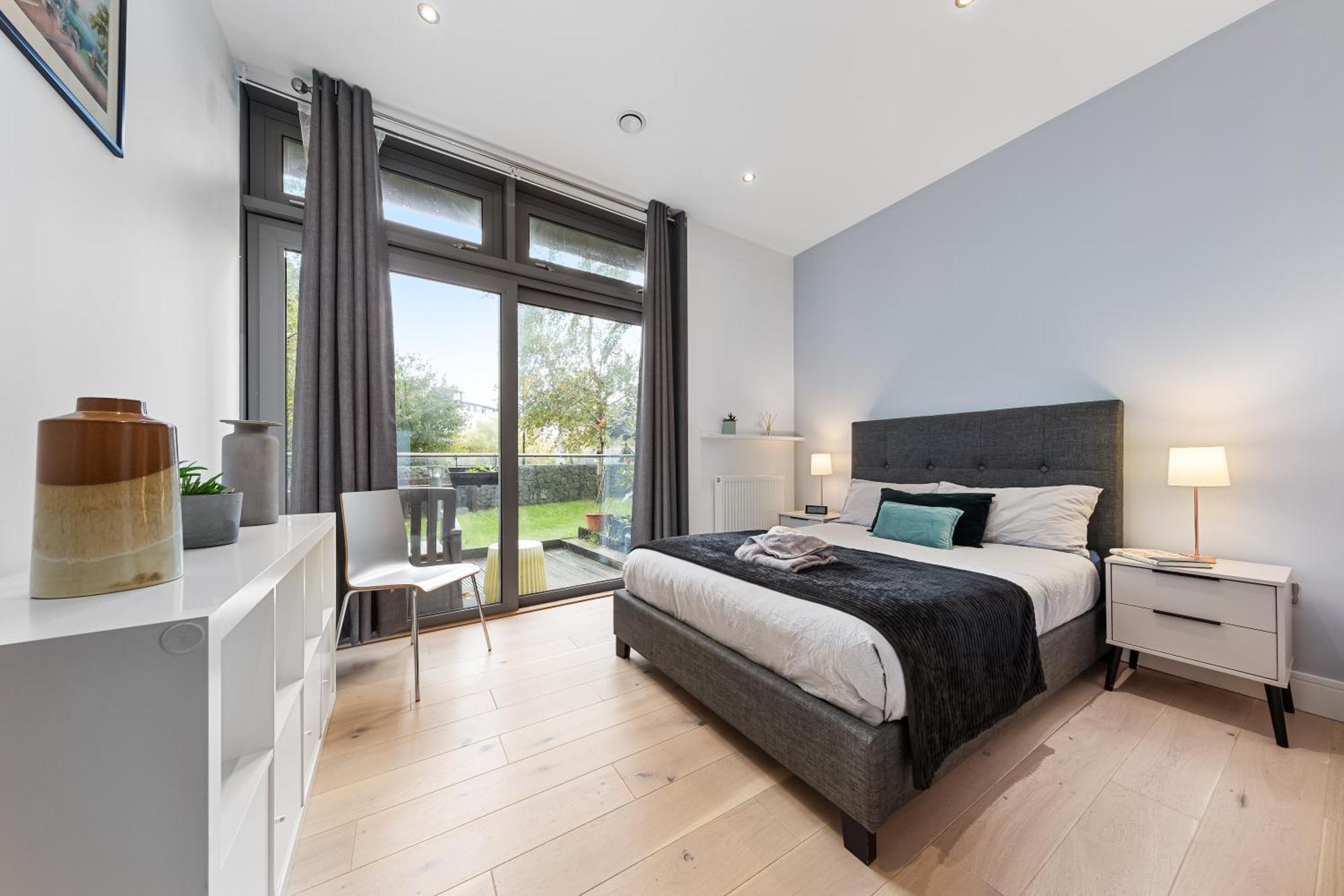 לונדון Trendy 2 Bed Flat In Greenwich With Car Parking מראה חיצוני תמונה