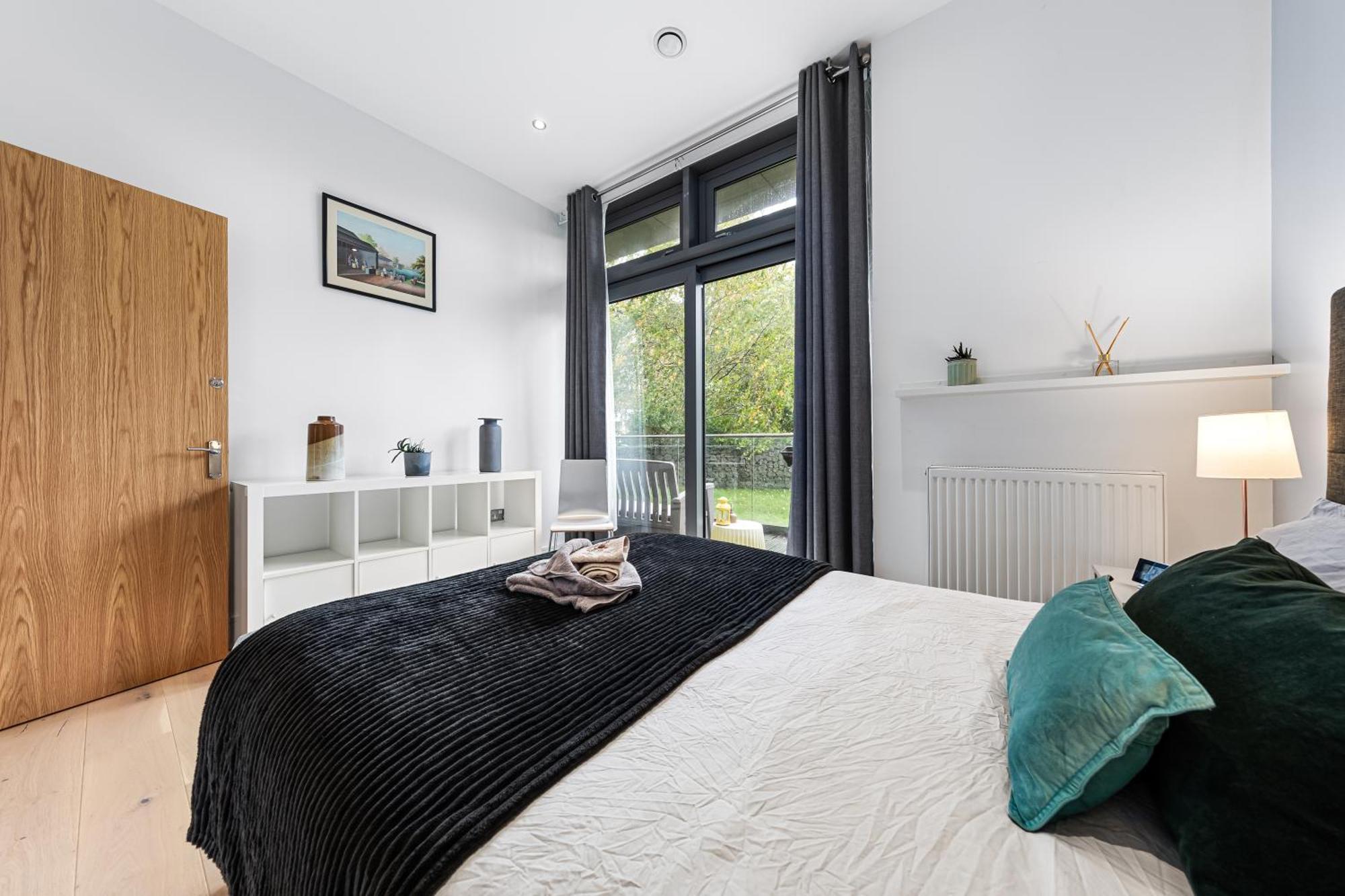 לונדון Trendy 2 Bed Flat In Greenwich With Car Parking מראה חיצוני תמונה