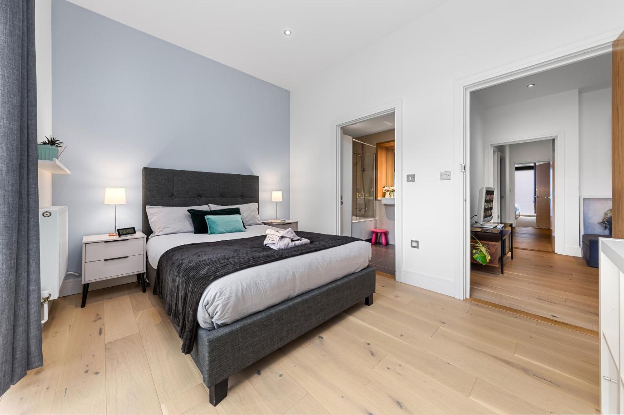 לונדון Trendy 2 Bed Flat In Greenwich With Car Parking מראה חיצוני תמונה